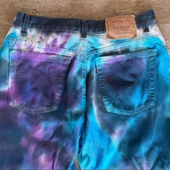 Levi’s Vintage 550 Red Tab Tie Dye Mom Jeans 29x29 High Rise Ankle Boho Festival - Picture 5 of 14